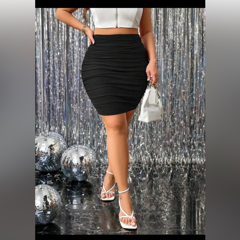 SHEIN Black Ruched Pencil Skirt